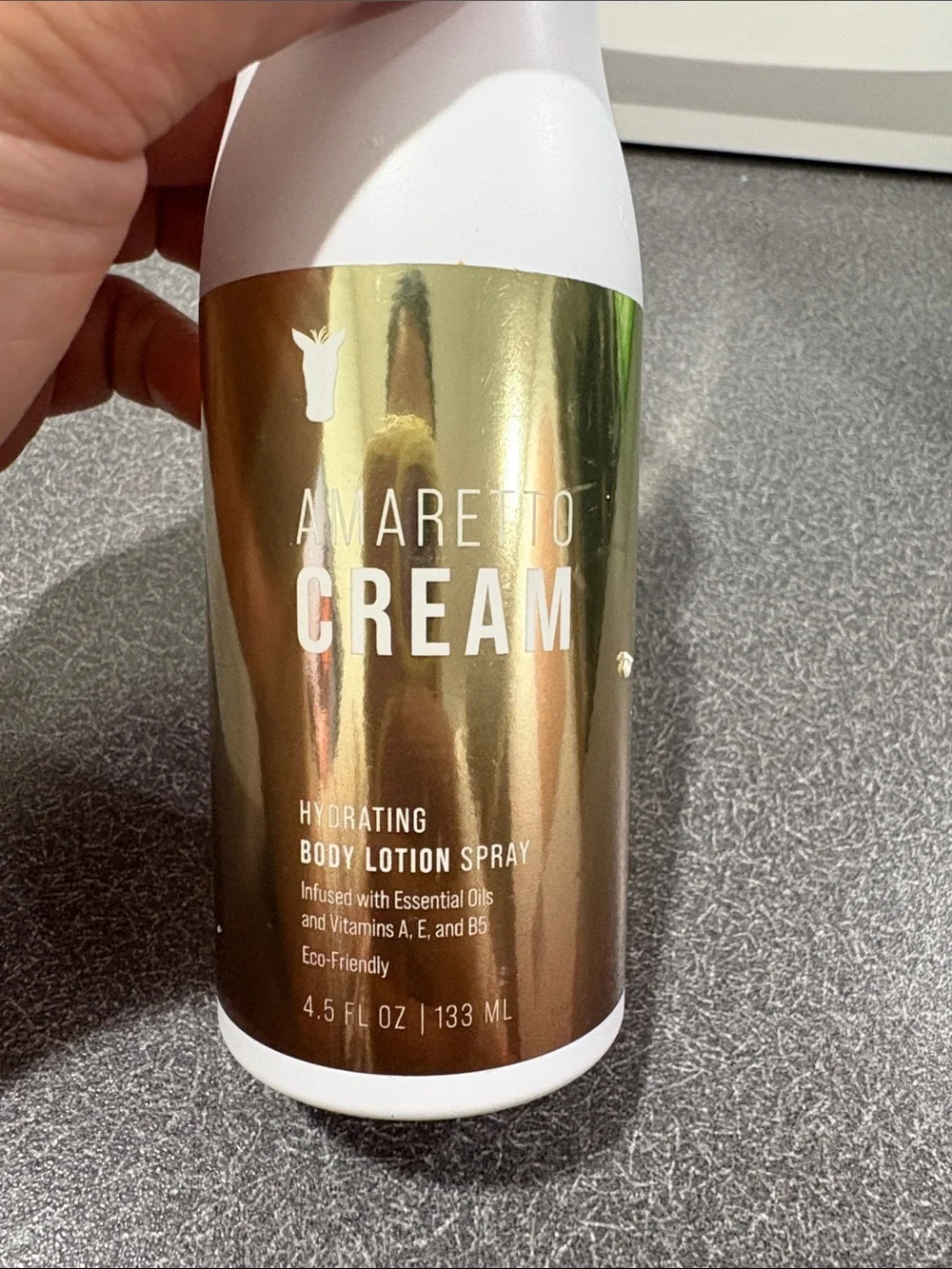 Pink Zebra Hydrating Body Lotion Spray - Amaretto Cream